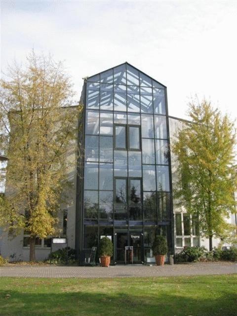 Sportpark Bad Nauheim Hotel Ngoại thất bức ảnh