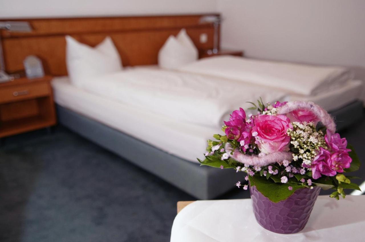 Sportpark Bad Nauheim Hotel Phòng bức ảnh