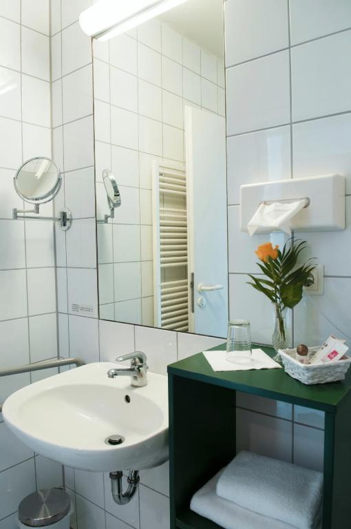 Sportpark Bad Nauheim Hotel Ngoại thất bức ảnh